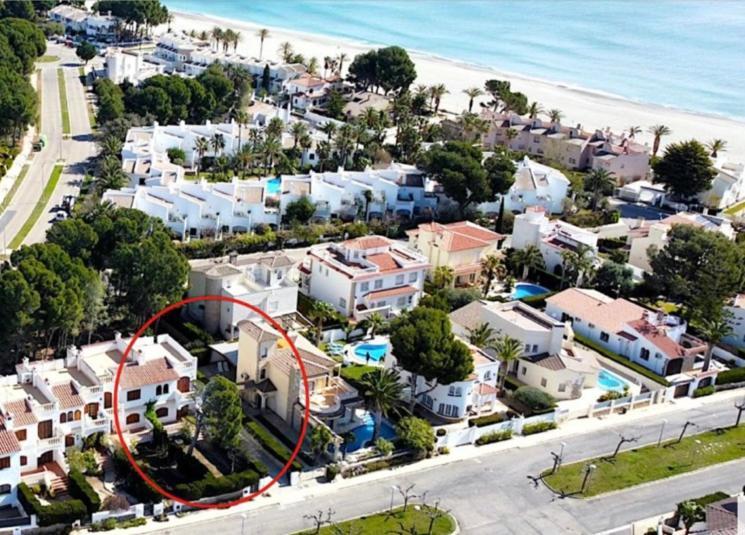 Chalet A 100M De La Playa De Cristal, Pino Alto Villa Hospitalet De L'Infant Luaran gambar